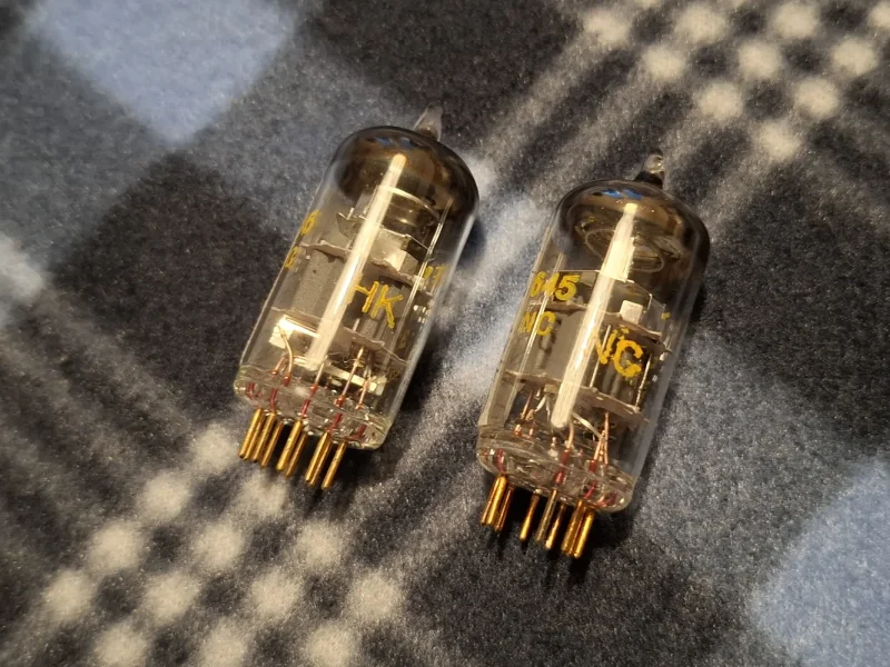 E83CC Tesla Yellow Print Gold Pins (ECC83) NOS radior&ouml;r - Bild 3 av 4