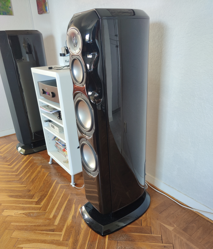 Revel Studio 2 high-end högtalare