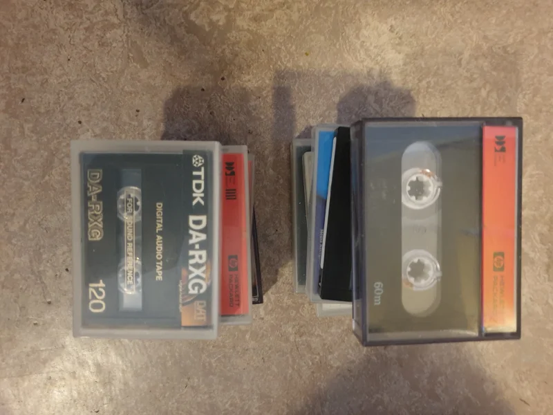 Pioneer Hpm-300 samt Pioneer Ct-F900, DAT kassetter - Bild 2 av 3