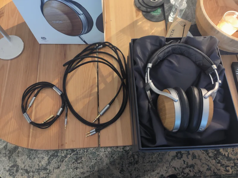 Denon AH-D9200 - Bild 2 av 5