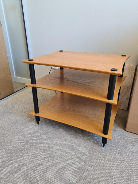 Quadraspire Bänk i Ek 3 hyllor beg i fint skick. - Bild 1 av 1