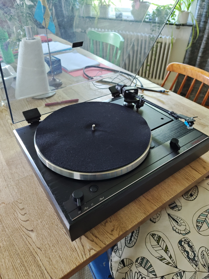 Thorens TD 2001