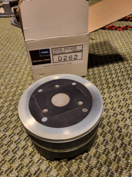 Fostex D262