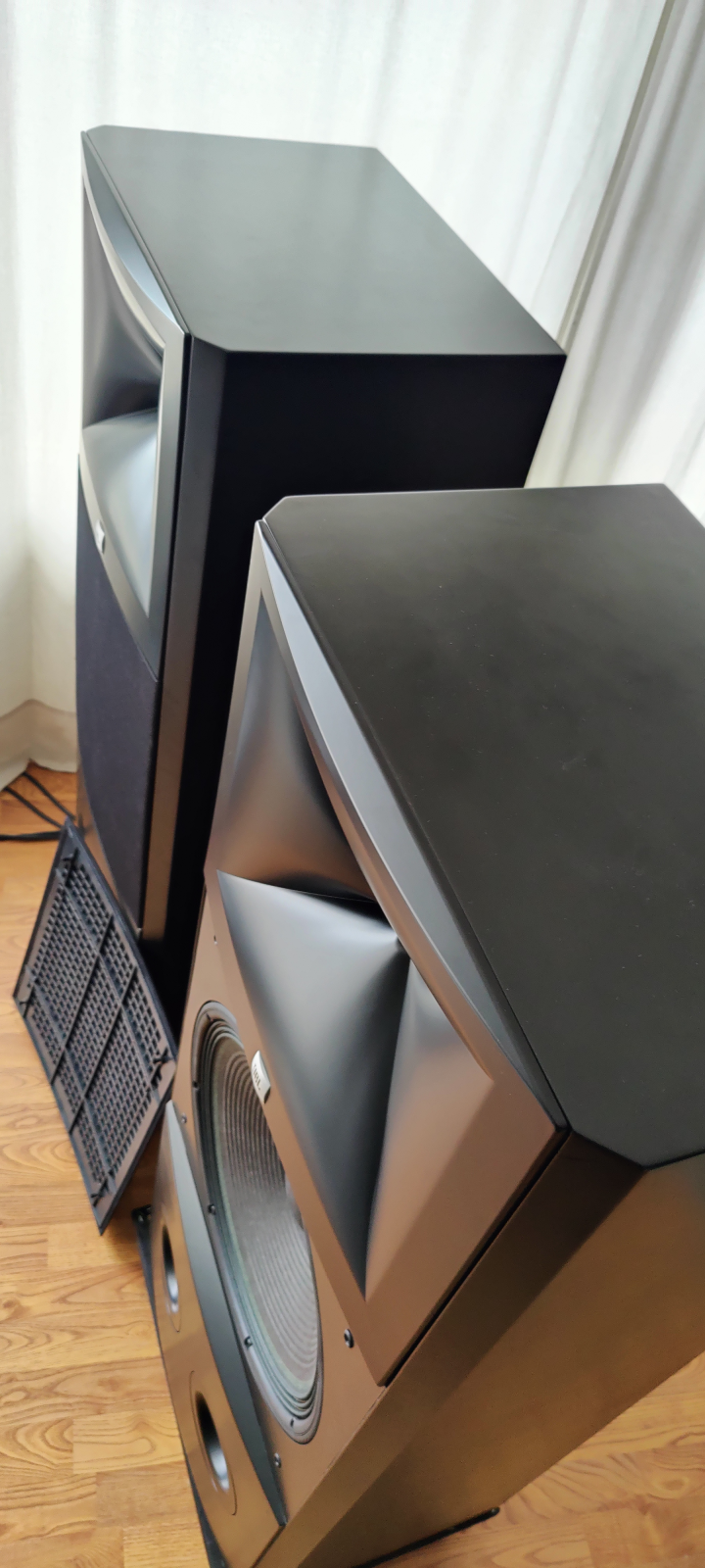 JBL M2 Master Reference Monitor 