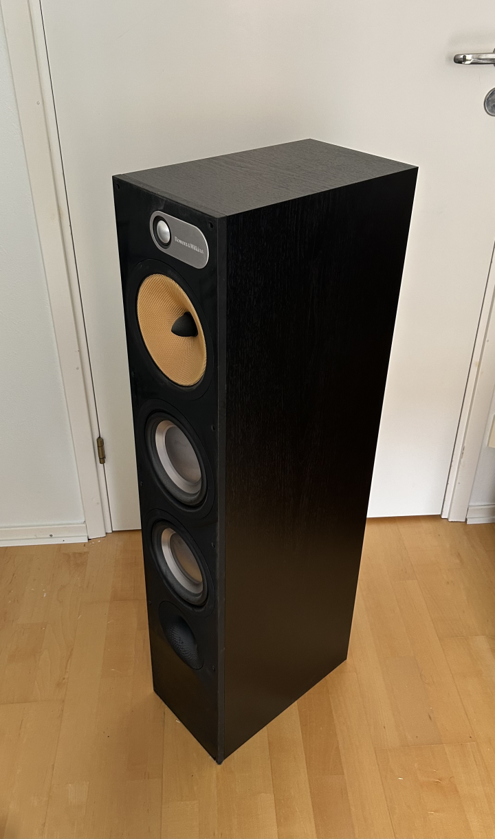 Bowers & Wilkins DM683 – Svart (par)