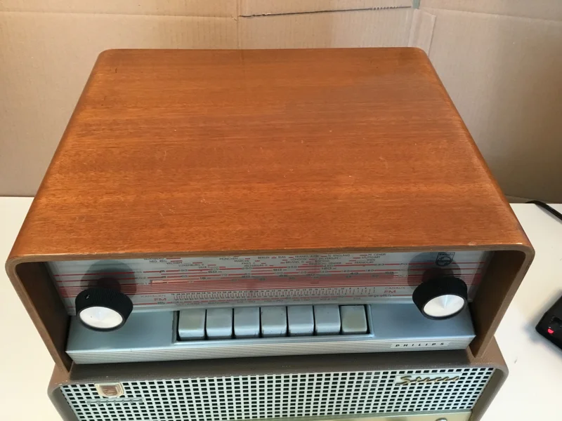Philips AG9004 stereof&ouml;rst&auml;rkare samt Philips BX560A r&ouml;rradio fr&aring;n 1958 - Bild 4 av 4