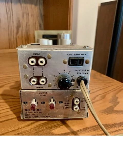 Fisher MPX-100 stereo dekoder Fisher MPX-100 stereo dekoder - Bild 2 av 3