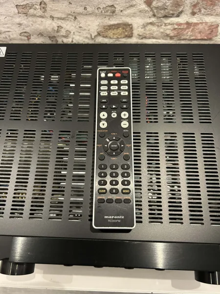 Marantz PM7003 F&ouml;rst&auml;rkare - Bild 2 av 3