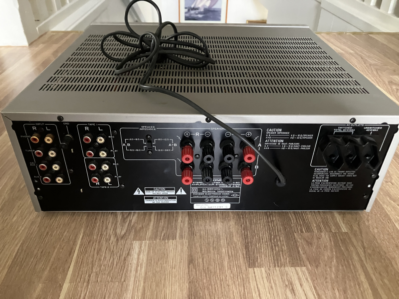Pioneer A-80 Pioneer A-80 - Bild 3 av 4