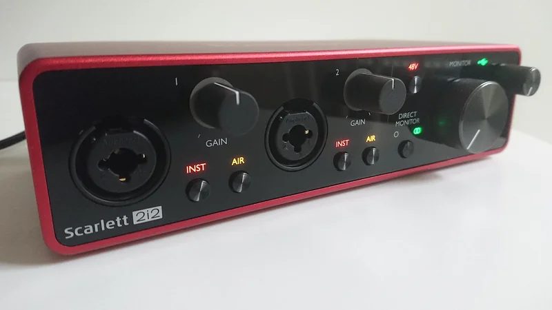 Focusrite Scarlett 2i2 3rd gen. Bra ADC/DAC för digitalisering av ...