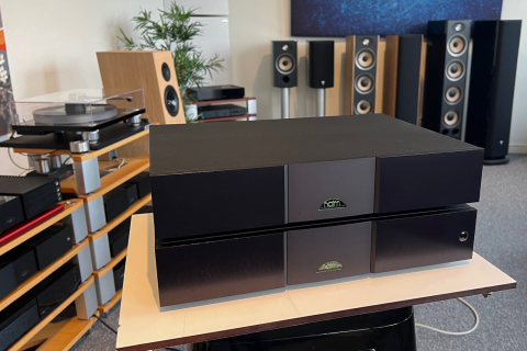 NAIM NAP 300 DR - Slutsteg med separat nätdel - Beg NAIM NAP 300 DR - Slutsteg med separat nätdel - Beg