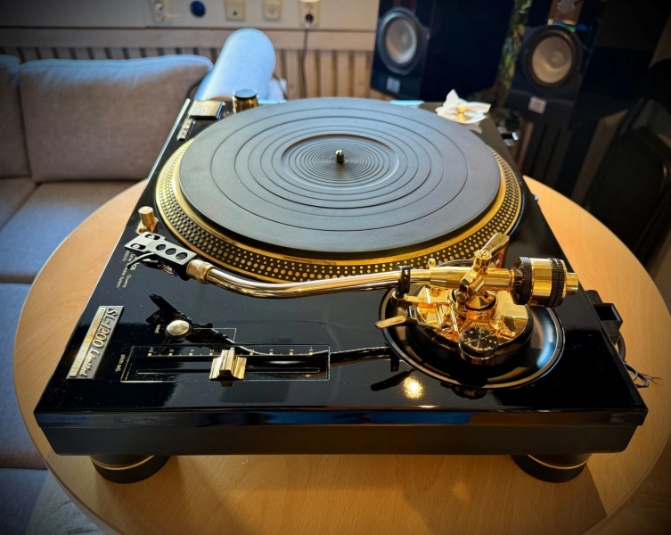 Technics SL-1200LTD - Pre-owned - Bild 2 av 6