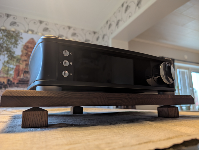 Plattform för förstärkare eller vinylspelare - Bild 3 av 3