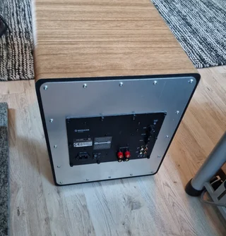 Klipsch sub sw 110 / monacor 300d