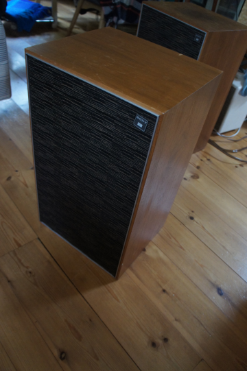Sony SS 3200 premiumhögatalare fr 1972 bestyckade m Seas element 
