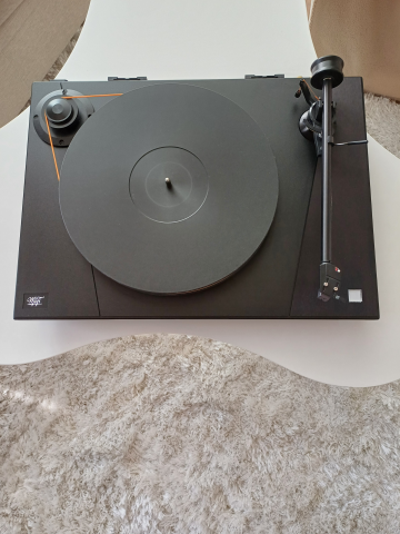 MOFI Ultradeck skivspelare