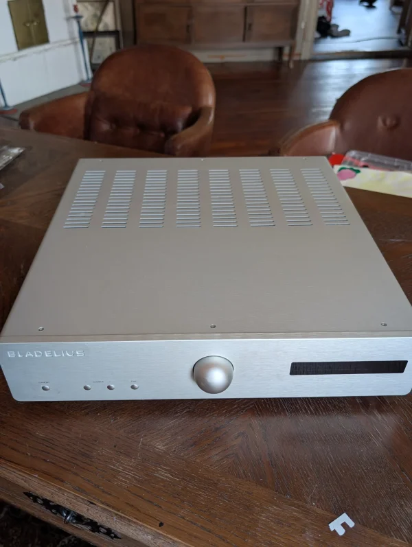 Bladelius Brage - Bild 3 av 4