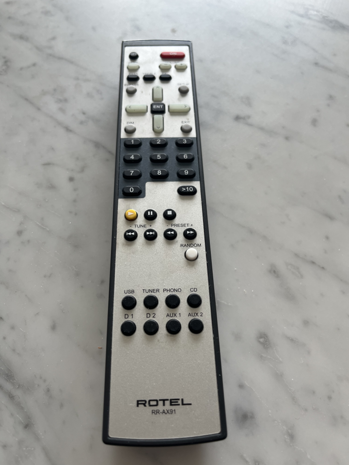 Rotel RA-1570