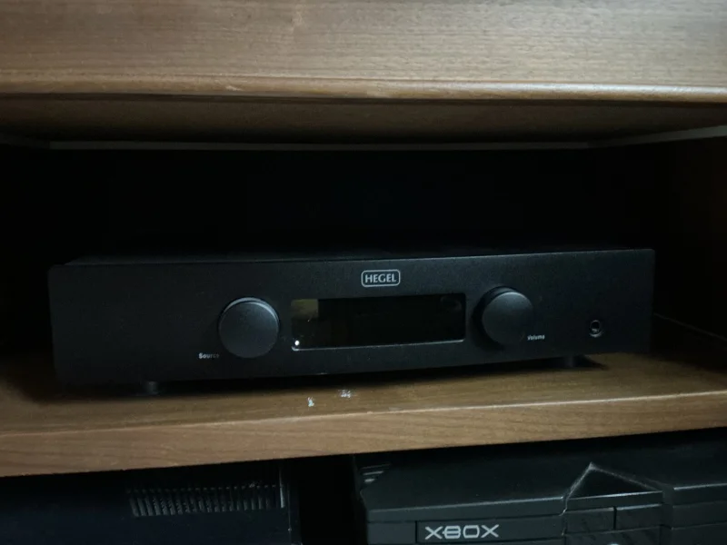 Dali Rubicon 2 maroon och Hegel H120  - Bild 4 av 6