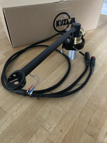 Kuzma Stogi S 9&rdquo; tonarm - Bild 1 av 6