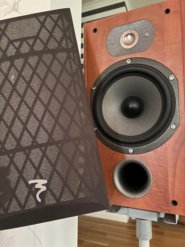 Focal 706s Focal 706s - Bild 1 av 3
