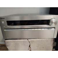 Onkyo tx nr 809 något defekt kanske