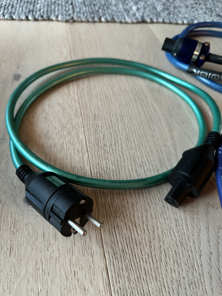 Isotek Sigmas G2 nätfilter och Isotek kablar - Bild 8 av 8