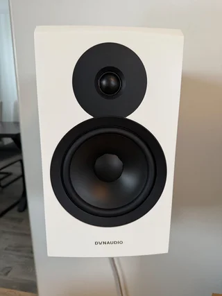 Dynaudio Emit 20