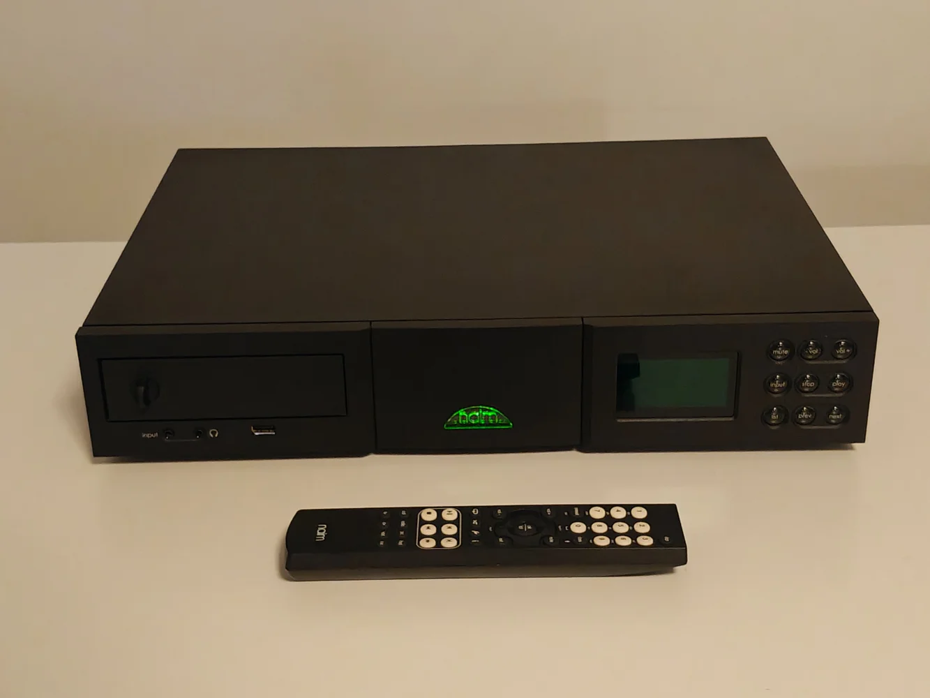 Naim - Uniti (1)