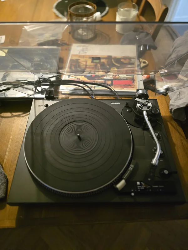 Technics SL-1900 Direct Drive &ndash; nyservad + ny n&aring;l - Bild 1 av 4