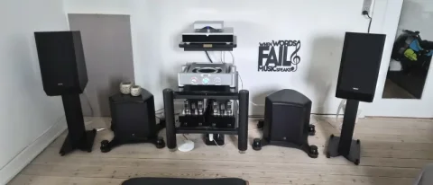 2 x Martin Logan Grotto 12