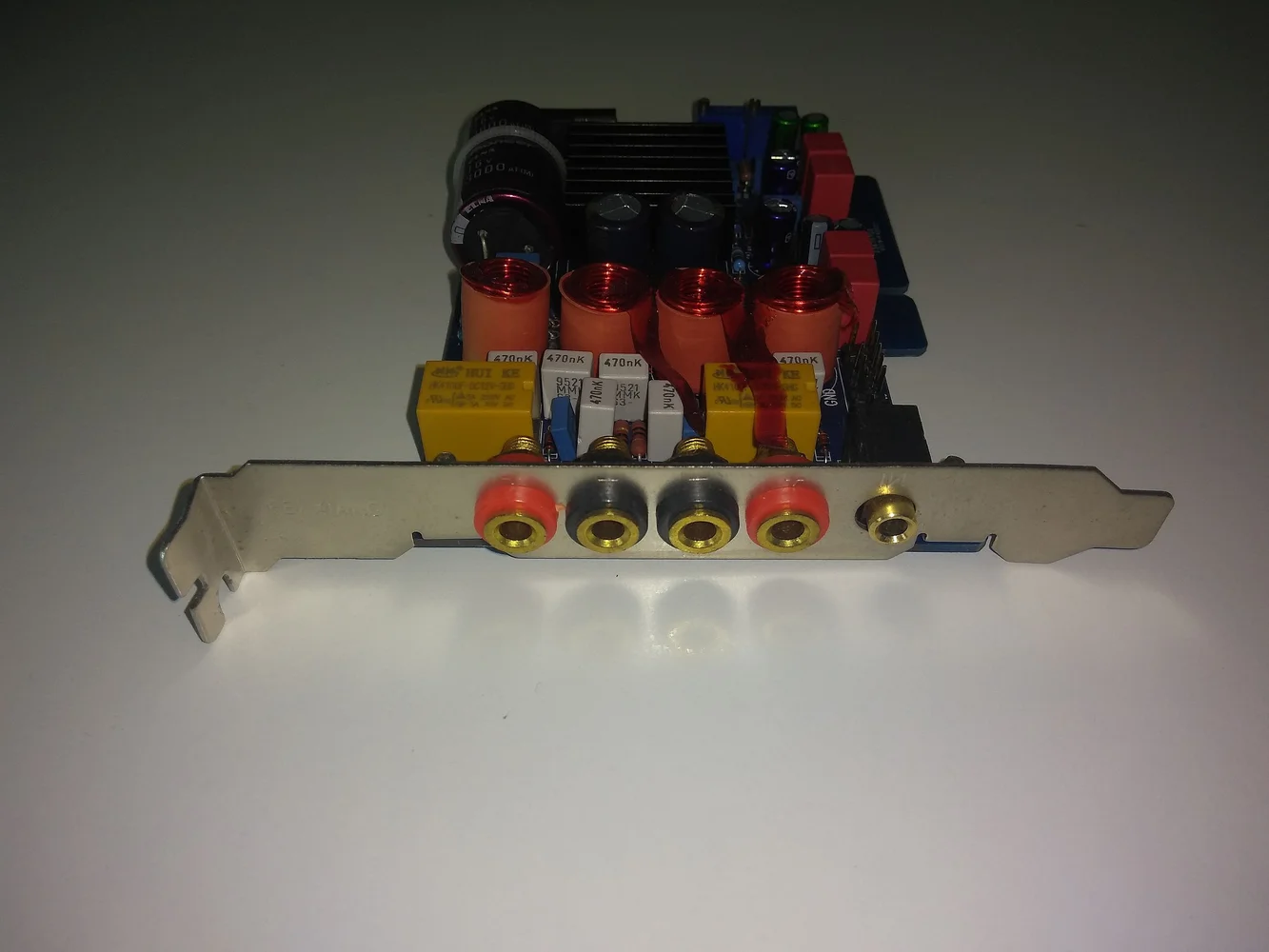 Inbyggnadsförstärkare för PC T-AMP Inbyggnadsförstärkare för PC T-AMP - Bild 2 av 2