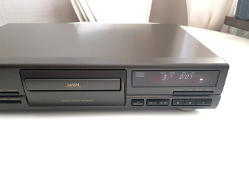 Technics SL-PG370A  CD-Spelare