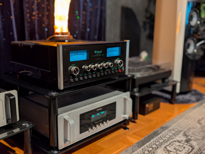 Mcintosh MA6900