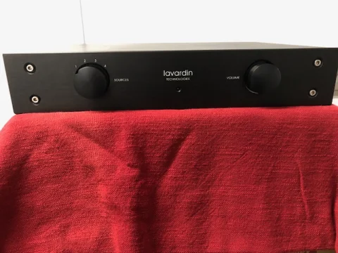 Lavardin IS Lavardin IS