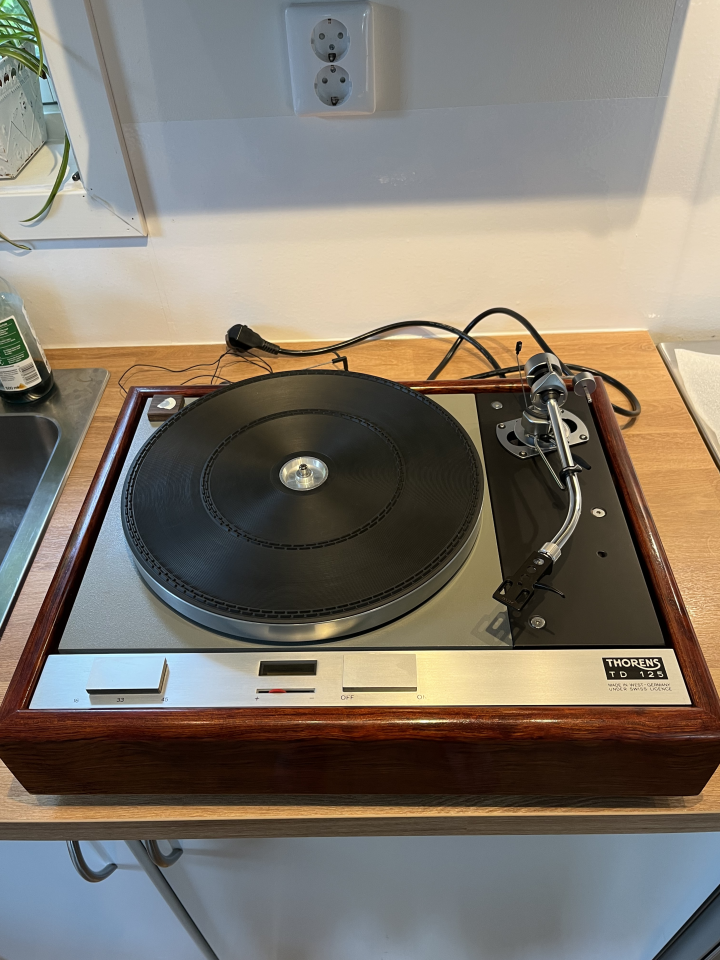 Thorens TD-125 utan tonarm