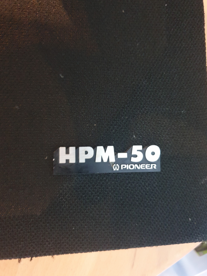 Pioneer HPM 50 front grill