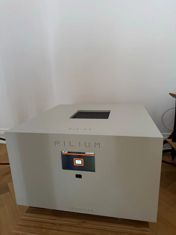 Pilium Leonidas integrerad f&ouml;rst&auml;rkare  - Bild 1 av 1