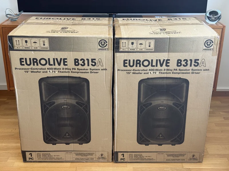 Helt nya professionella aktiva PA-h&ouml;gtalare! 2 st Eurolive B315A - Bild 4 av 6