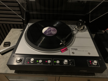 Thorens TD-524. DD.