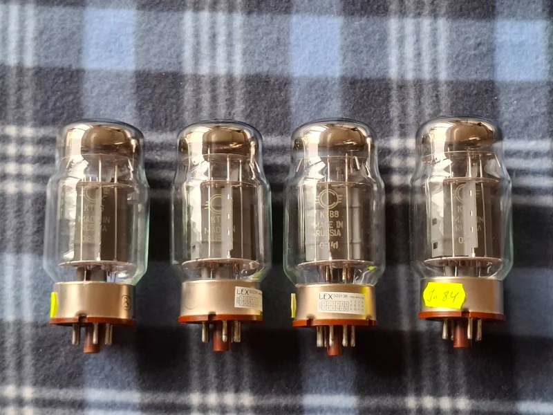 KT88 Svetlana Winged -C- SED Sankt Petersburg NOS/NIB Matchad kvartett KT88 Svetlana Winged -C- SED Sankt Petersburg NOS/NIB Matchad kvartett - Bild 3 av 5