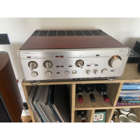 Luxman L-560