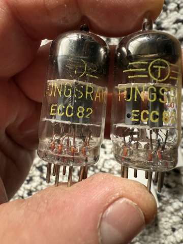 Tungsram ECC82 - Bild 1 av 1