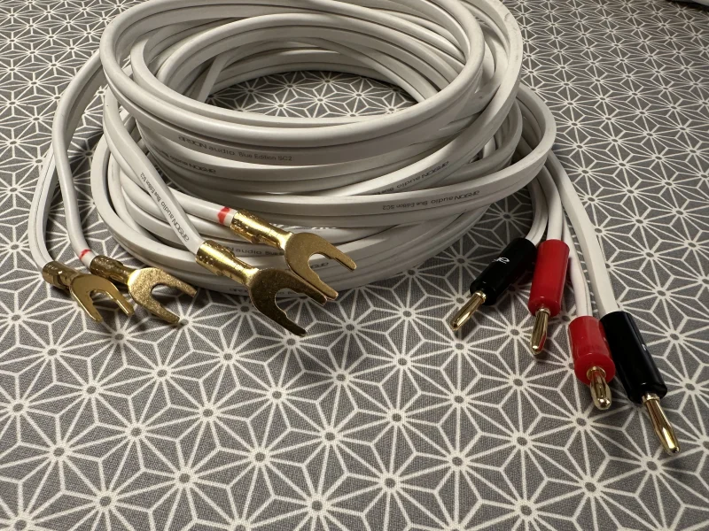 Argon Blue Edition SC2 h&ouml;gtalarkabel - Bild 2 av 3