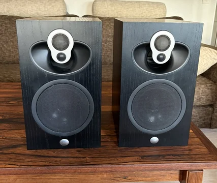 Linn Majik 109