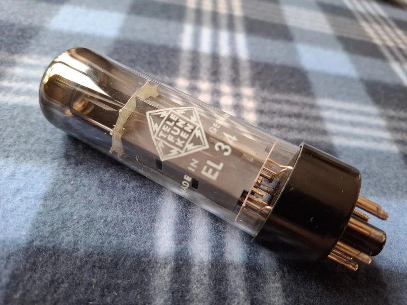 EL34 (6ca7) NOS Telefunken Matchad kvarett i originalaskar - Bild 6 av 7