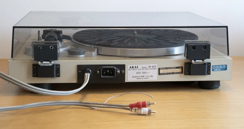 Akai AP-B20 Halvautomatisk skivspelare - Kuva 5 / 6