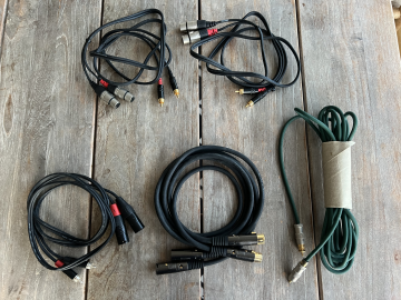 Div kablar (XLR-RCA, RCA subkabel) Prissänkt