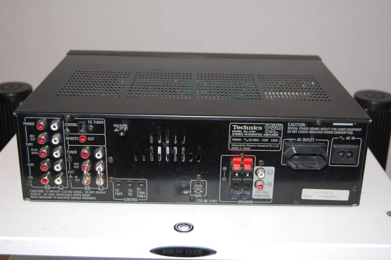 Technics SU-X101 Technics SU-X101 - Bild 2 av 2