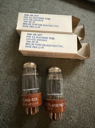 TungSol 6SN7 WGT NOS rör från 1959 -matchat par